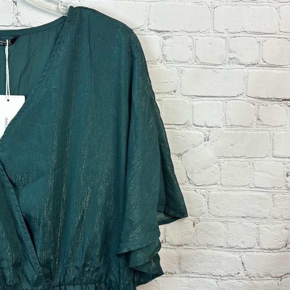 Women's Emerald Green V-Neck Wrap Midi Dress - Picture 3 of 6